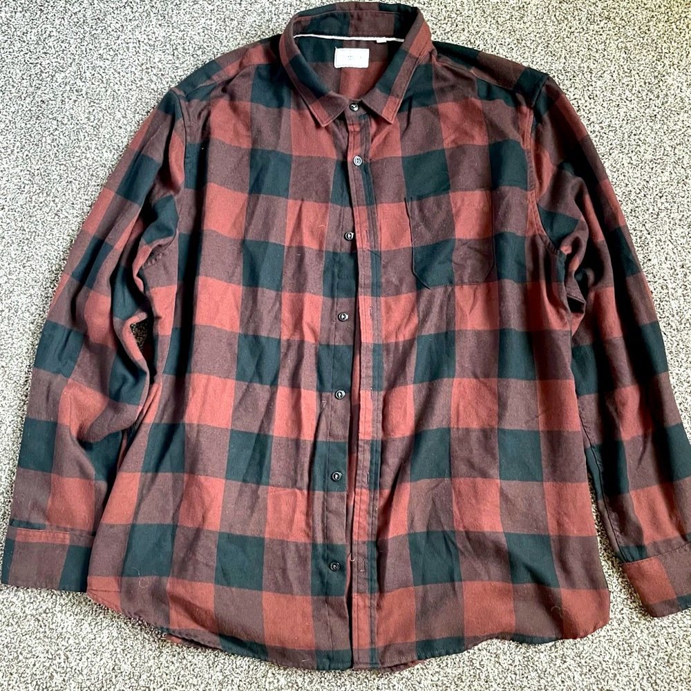 7 Diamonds Button Down